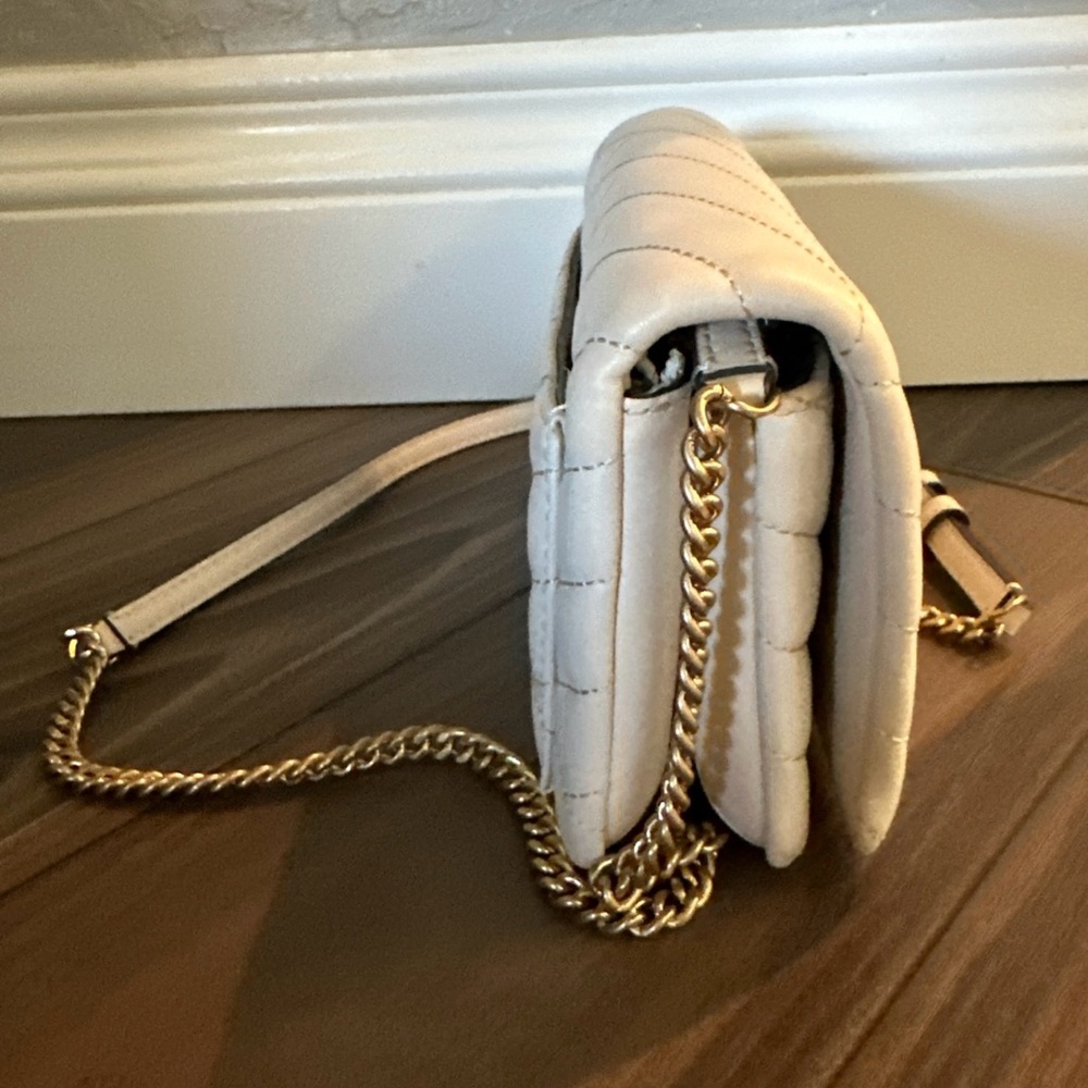 Tory Burch - Kira Chevron Chain Wallet New Cream Handbag - Picture 10 of 11